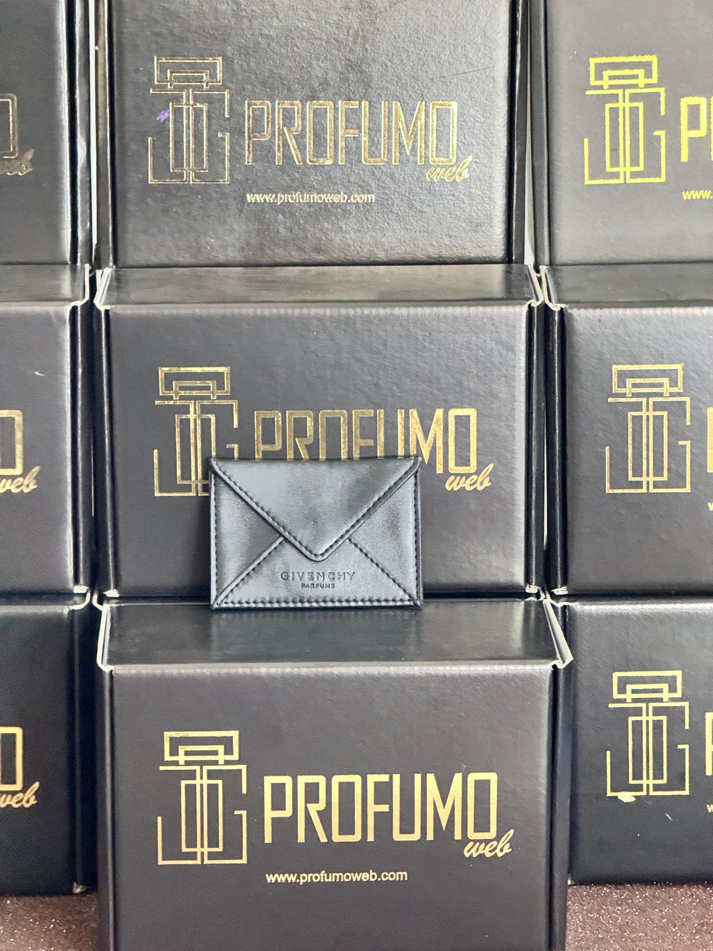 GIVENCHY PORTACARTE NERO CON CHIUSURA TESTER
