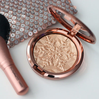 MAC ILLUMINANTE EXTRA DIMENSION SKINFINISH WHISPER OF GILT LIMITED EDITION TESTER - Profumo Web